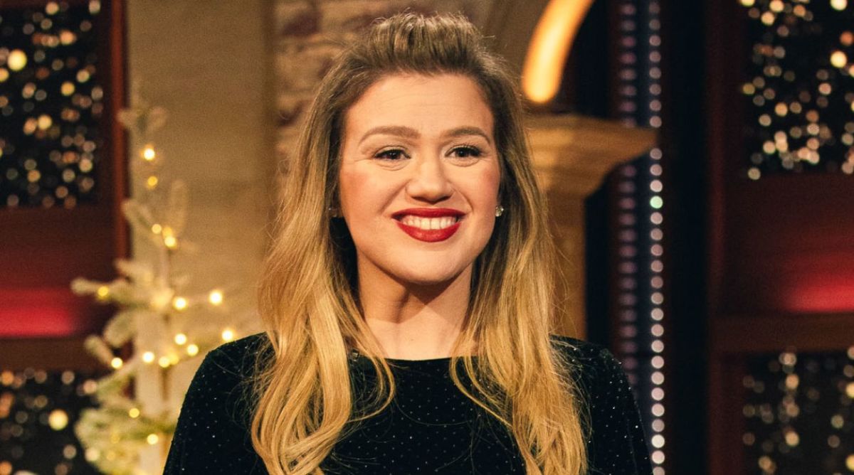 Kelly Clarkson 2024 A Year Of Openness And Style Kelly Clarkson 2024 A Year Of Openness And Style