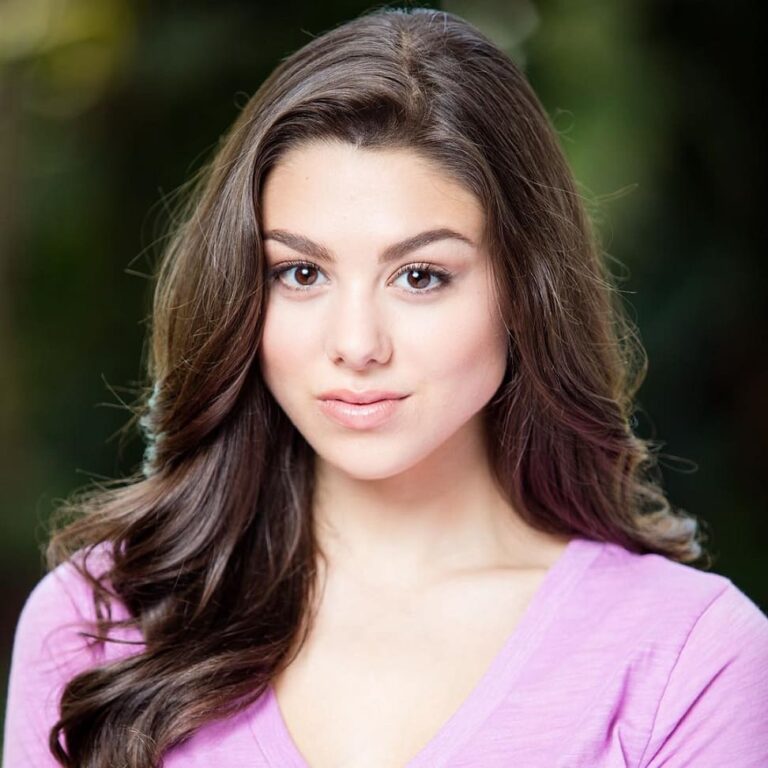 Kira Kosarin