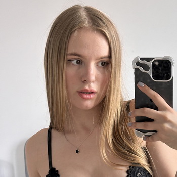 Exploring Mira David: An Erotic Journey